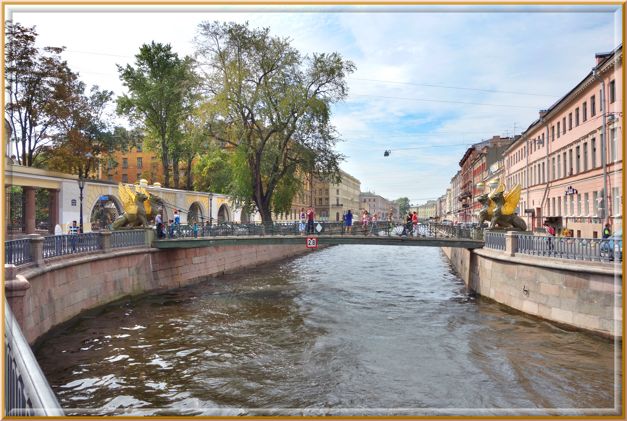 Куплю недорого квартиру в Санкт-Петербурге без посредников. Узнать стоимость